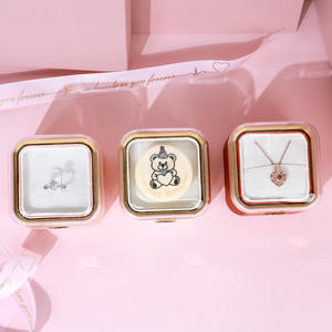 Pastel de Oso Giratorio Creativo con Compartimento Secreto para Regalo de San Valentín, Plástico para Novia, Almacenamiento de Joyas - Product Image 6