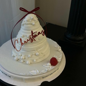 Adorno acrílico de Navidad con diseño de miel y dulzura, con lazo rojo, para exhibición en panaderías navideñas. - Product Image 3