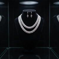 Collar de cadena cubana de aleación con diamantes, joyería de lujo estilo hip hop para hombre, venta al por mayor de collares para hombre