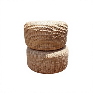 Otomana de Jacinto de Agua de Vietnam, Hecha a Mano con Fibra Natural para Asientos, Reposapiés, Áreas de Descanso, Decoración de Dormitorios y Suministro al por Menor - Product Image 1