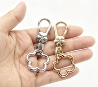 Accessoires de quincaillerie : Mousqueton pivotant en métal avec anneau en forme de fleur et clip de connexion pour porte-clés