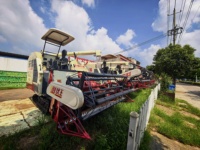 Moissonneuse-batteuse chenillée d'occasion World Crawler, toutes fonctions, pour riz et blé