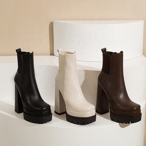 Bottines fantaisie à semelle épaisse pour femme – Chaussures tendance à talons épais et plateforme antidérapante - Product Image 6