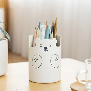 Pp Plastic Pen Organisatoren Schattige Cilindrische Pennenrek Aangepast Logo <span class=keywords><strong>Cartoon</strong></span> Kleine Beer Pennenhouder Met Mobiele Telefoon <span class=keywords><strong>Stents</strong></span> - Product Image 4