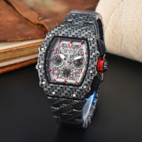 Montre à quartz pour homme, best-seller transfrontalier, de forme tonneau ajourée, avec texture en alliage et design chronographe à six aiguilles