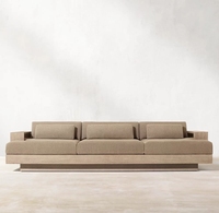 Outdoor-Gartenmöbel: Tiefsitziges Sofa mit breiten Armlehnen aus massivem Teakholz für Garten und Hotel