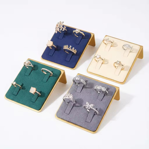 Expositor de Lujo para Anillos con Cierre de Hebilla de 4 Dígitos, Muestra para Escaparate de Joyería, Accesorios para Fotografía - Product Image 2