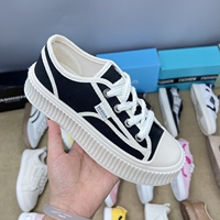F1459 Chaussures pour femmes à prix abordable, modèles variés, respirantes, décontractées, pour la marche, toutes saisons, vente en gros, stock disponible