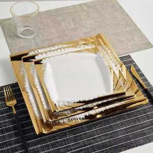 Ensemble d'assiettes carrées <span class=keywords><strong>de</strong></span> luxe en céramique dorée, <span class=keywords><strong>vaisselle</strong></span> en porcelaine - Product Image 5