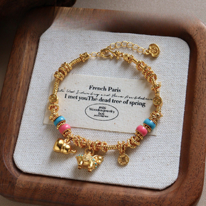 Pulsera de Lujo de Alta Gama con Caballo Pequeño en Oro Arena, Estilo Vintage, Delicada, Elegante y Versátil, Joyería de Mano del Zodíaco para <span class=keywords><strong>Mujer</strong></span> - Product Image 4