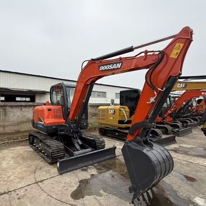 Excavadora usada Doosan DX60 de 6 toneladas, miniexcavadora de segunda mano a bajo precio y económica, con EPA en stock. - Product Image 1
