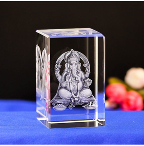 Glänzende Ganesh Murti Dekor K9 Kristall Handwerk benutzer definierte 3D Laser Kristall Ganesha Statue Hindu Gott Religiöse Souvenirs Kristall Würfel