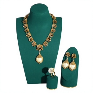 Vintage Gold Plated <b>Bridal</b> <b>Jewelry</b> <b>Set</b> Necklace Earrings Ring Floral Pearl Look for Wedding Engagement T - Product Image 4