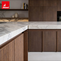Armoire de cuisine en bois massif sans poignée Alland Premium, style moderne et luxueux, en noyer foncé, pour la rénovation de maisons haut de gamme