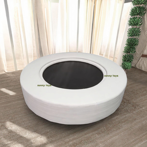 Trampolín Blanco de Madera y PVC para Exteriores, Set de Juegos Blandos para Niños, Alquiler para Fiestas en Centros Comerciales - Product Image 3