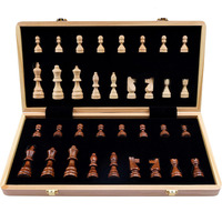 Jeu d'échecs magnétique en bois avec 34 pièces en bois faites à la main pliantes portables + extra queen