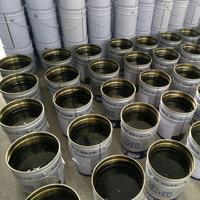 Revêtement imperméabilisant bitumineux modifié aux polymères, en caoutchouc liquide pulvérisé, pour toiture, salle de bain et murs