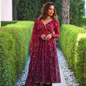 Readymade Indian Digital Print Sharara Gharara Kurti Set, tessuto Georgette, abbigliamento etnico di design pakistano 3 pezzi Set all'ingrosso - Product Image 4