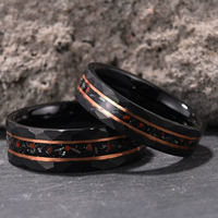 POYA Jewelry Fashion Bague en tungstène noir martelé incrusté de météorite et d'os de dinosaure de 8mm pour fiançailles de mariage ou cadeau