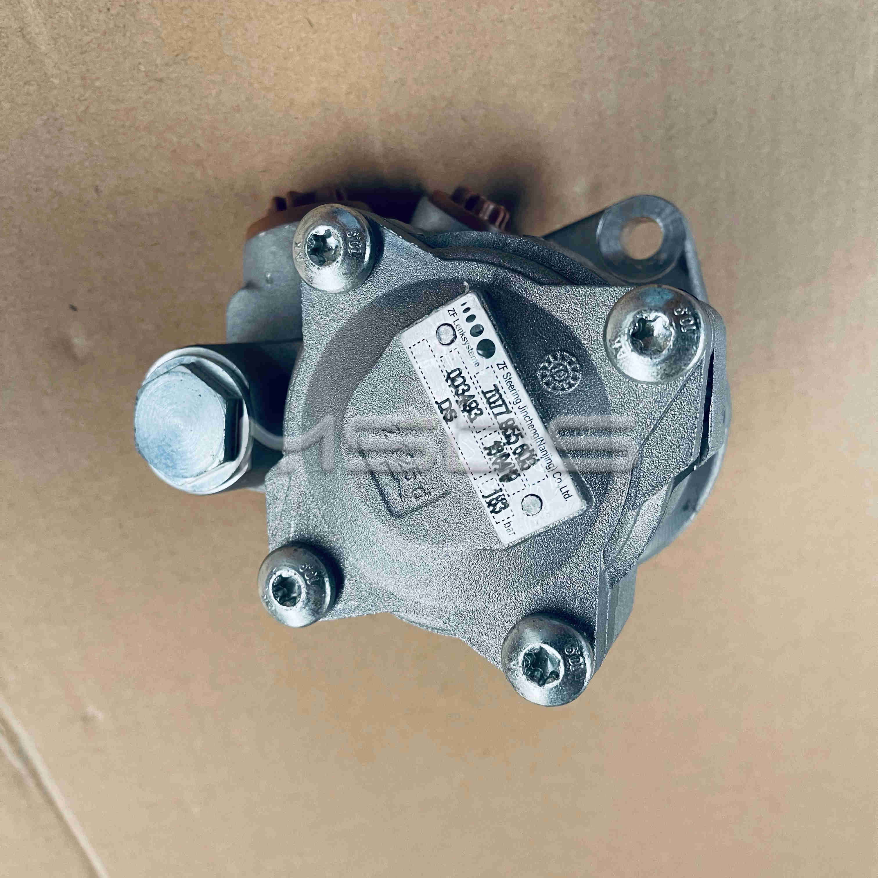 Cummins Engine Power Steering Pump 7077955802 7077955608