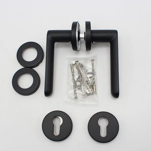 Serrure de porte en acier inoxydable Poignées noires Ensemble de leviers Serrure mécanique silencieuse intérieure avec cylindre CE de passage privé - Product Image 3