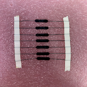 Resistore 0811-1087 220 Ohm, <span class=keywords><strong>3</strong></span> Watt * Lotto di 7* - Product Image 1