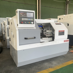 Torno CNC de Trabajo Pesado para Metalurgia, Modelo <span class=keywords><strong>CK</strong></span> 6180, Torno CNC de Bancada Plana CK6130 - Product Image 2