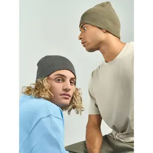 Gorra de Gamuza de Rapero, Mercancía Personalizada - Product Image 1