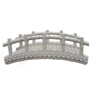 Grande décoration de jardin japonaise en pierre de granit naturelle sculptée en forme de bambou, longues sculptures de ponts en arc à vendre - Product Image 1