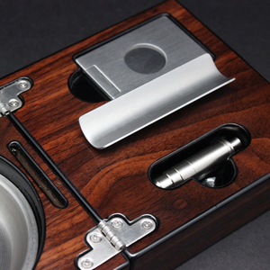 Cenicero de Cigarros Plegable 4 en 1 de Madera Sólida con Diseño Único JH, con Cortador de Cigarros de Acero Inoxidable, Accesorios para Cigarros - Product Image 6