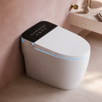 WC intelligent monobloc à chasse automatique avec bidet intégré et télécommande