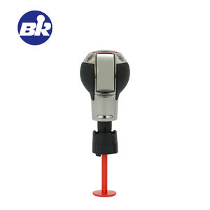 Accessoires Audi Cuir avec trou Cadre rouge Logo S Pommeau de levier de vitesses avec cache-poussière pour Audi A6 C7 VW <span class=keywords><strong>Golf</strong></span> <span class=keywords><strong>6</strong></span> MK6 MK7 R <span class=keywords><strong>GTI</strong></span> - Product Image 1