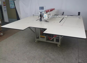 Máquina de Coser Industrial Automática para Patrones de Asientos de Automóvil, Camisetas, Fundas de Asientos, Costuras Resistentes - Product Image 3