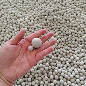Bola de Cerámica de Alúmina de Grado Industrial con Estructura Ligera, Empaque en Columna para Recuperación de Azufre y Tratamiento de Aminas - Product Image 2