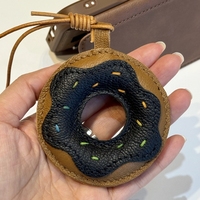 YUBO CUIR De Luxe À La Main Donut Sac Pendentif Français En Cuir De Chèvre Sac Charmes À La Main À Coudre En Cuir Donut Sac Suspendu Ornement
