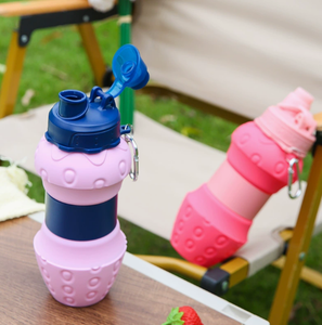 Gourde pliable en silicone de qualité supérieure pour le voyage, bouteille compacte avec mousqueton pour l'aventure en randonnée et les vacances - Product Image 3