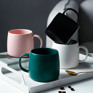 Tasses à café en céramique contemporaines de 12 oz, couleur unie, logo <span class=keywords><strong>personnalisé</strong></span>, bon marché, utilisées dans les cafés, vente en gros, contact alimentaire sûr - Product Image 1
