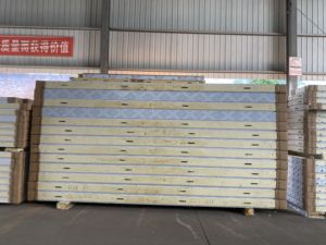 Nhà Máy Giá Cài Đặt Chống Cháy 150Mm PU Tấm Cách Điện Polyurethane Bánh <span class=keywords><strong>Sandwich</strong></span> Bên Ngoài Bức Tường Bảng Điều Chỉnh Cho Lạnh Lưu Trữ - Product Image 2