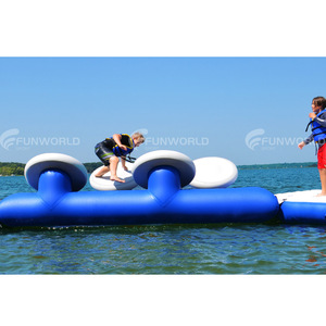 Jouet d'eau gonflable Ninja Quad Steps Parcours d'obstacles d'eau personnalisé pour tous les âges - Product Image 5