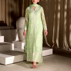 Robe Anarkali en soie brodée vert menthe, longueur genou, extensible, tenue traditionnelle pakistanaise pour femmes, pour mariage et soirée - Product Image 1