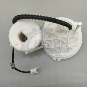 فلتر وقود عالي الجودة لقطع غيار السيارات LF5W13ZE0 LF5W-13-ZEO QLMZD016 لسيارات مازدا M5 وM6 - Product Image 4