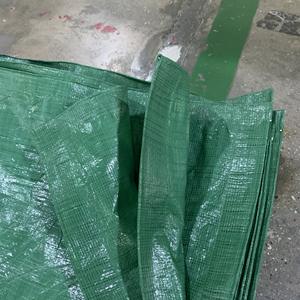 Bâche en PE Premium VERT Haute Durabilité Grande Capacité Robuste Couleurs Personnalisées Tailles Personnalisées Housse Imperméable - Product Image 3