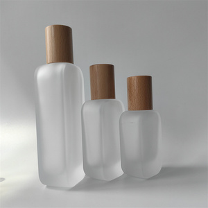 Nouveau vide 50g crème bouteille de <span class=keywords><strong>ponçage</strong></span> cosmétique pressage émulsion Split Essence bocal en verre droite couverture en <span class=keywords><strong>bois</strong></span> massif sérigraphie - Product Image 3