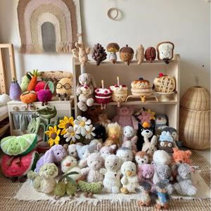 Sac à main en peluche ours bouclé réaliste EZBABY JC UK, série petits animaux, stock ODM personnalisable, techniques de lavage, anti-stress, PP - Product Image 3