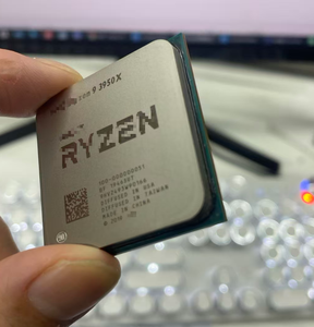 Processeur CPU <span class=keywords><strong>R9</strong></span> <span class=keywords><strong>3950X</strong></span> 3.5-4.7GHz 16 cœurs 32 threads 105W Socket AM4 - Product Image 1