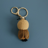 Peluche de cafard en crochet fait main, poupée d'insecte amusante pour cadeau farceur, cadeau original unique, anime