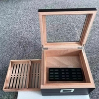 Boîte à cigares en bois de cèdre espagnol faite à la main avec dessus en verre, hygromètre numérique, plateau creux, séparateur et tiroir à accessoires