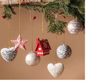 Ornement de Noël en papier mâché écologique au design personnalisé en forme de coeur décor suspendu pour arbre de vacances en gros fabriqué à partir de papier - Product Image 2