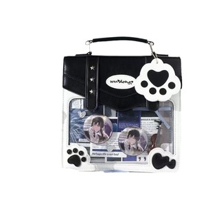 Sac bandoulière personnalisé en cuir PU pour femmes, style anime Ita Bag, avec porte-badges intégré et motif patte de chat mignon - Product Image 1