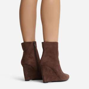 Kadınlar veya merdivenler için kahverengi Faux süet sivri burun kama topuk yarım çizmeler kadın kama elbise ayakkabı - Product Image 3